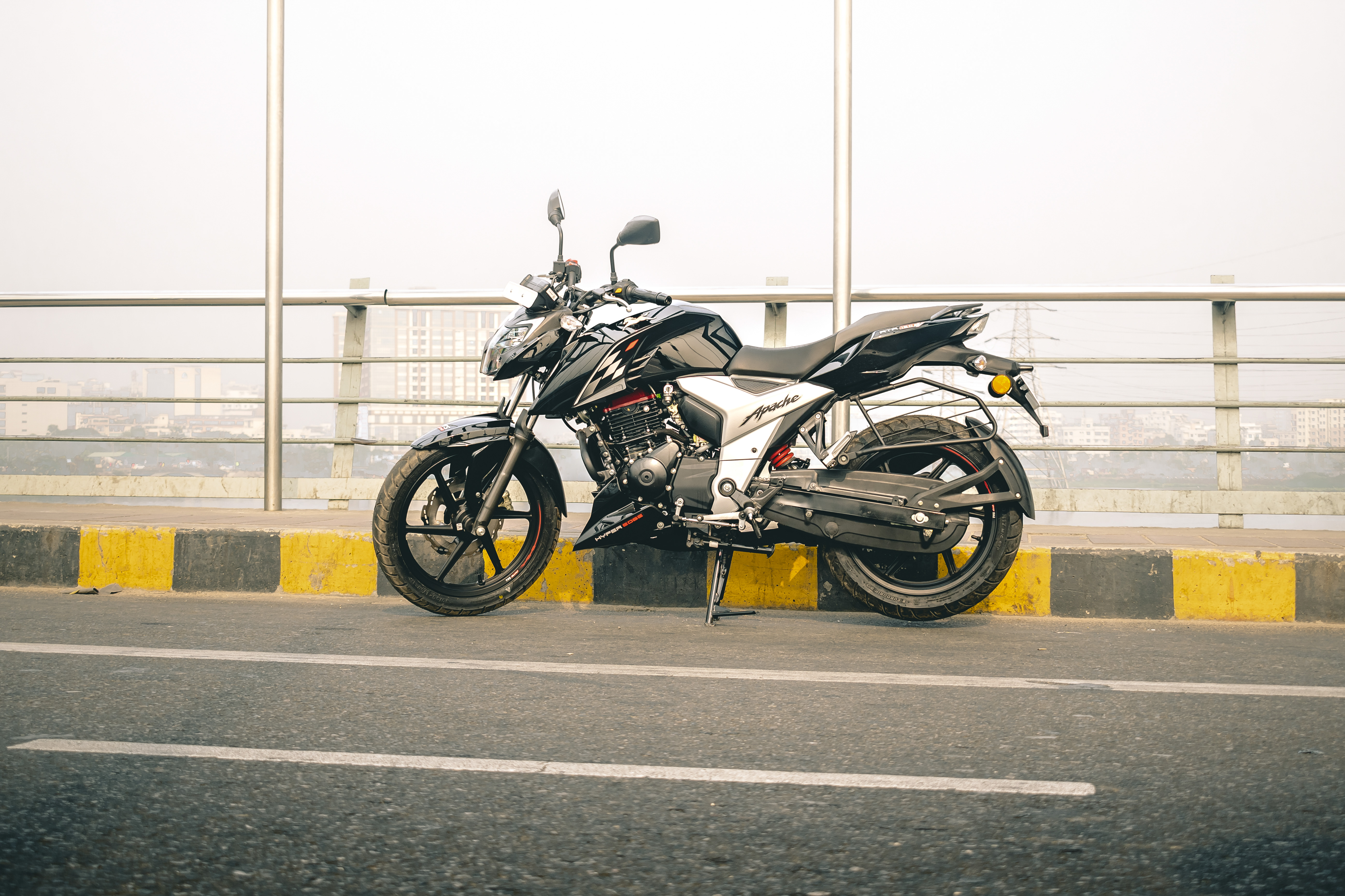 TVS Apache RTR 160 4V SmartXonnect