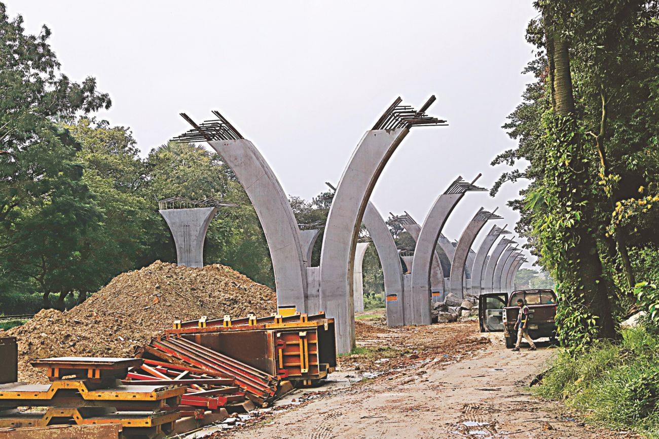 Dhaka Elevated Expressway: Construction picks up the pace