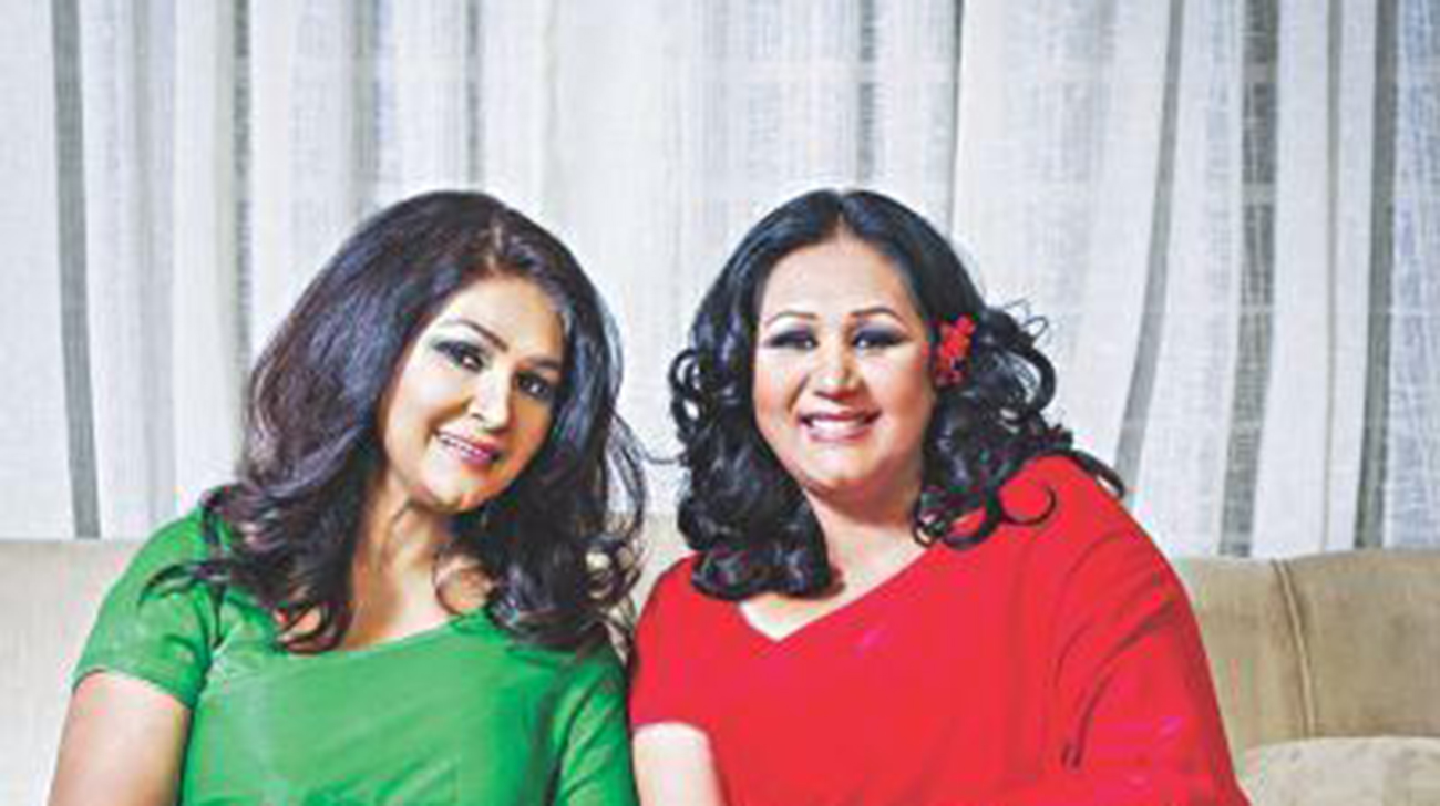 Samina Sings To Fahmida's Tune