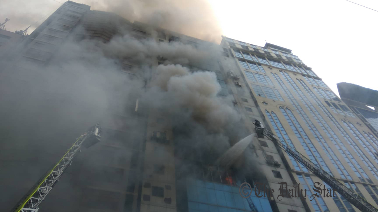 Banani fire: Sri Lankan man falls to death