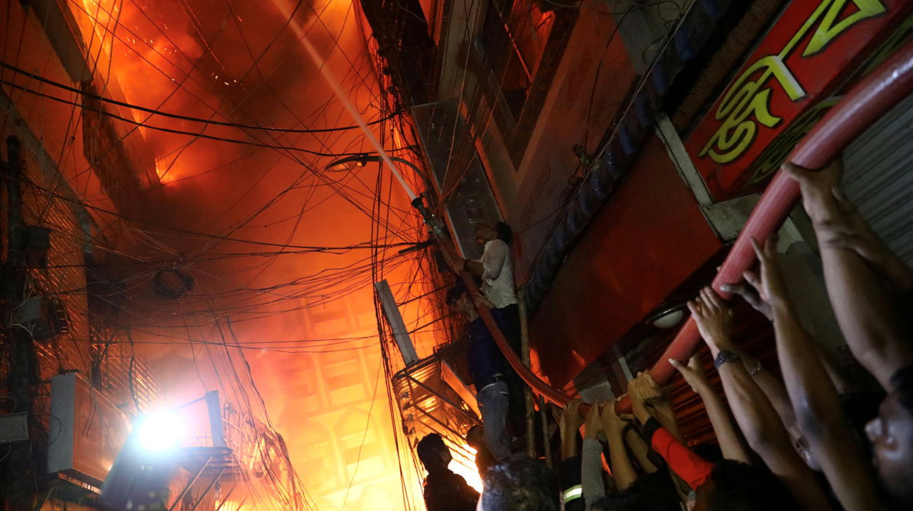 PM orders providing proper treatment to Chawkbazar fire victims