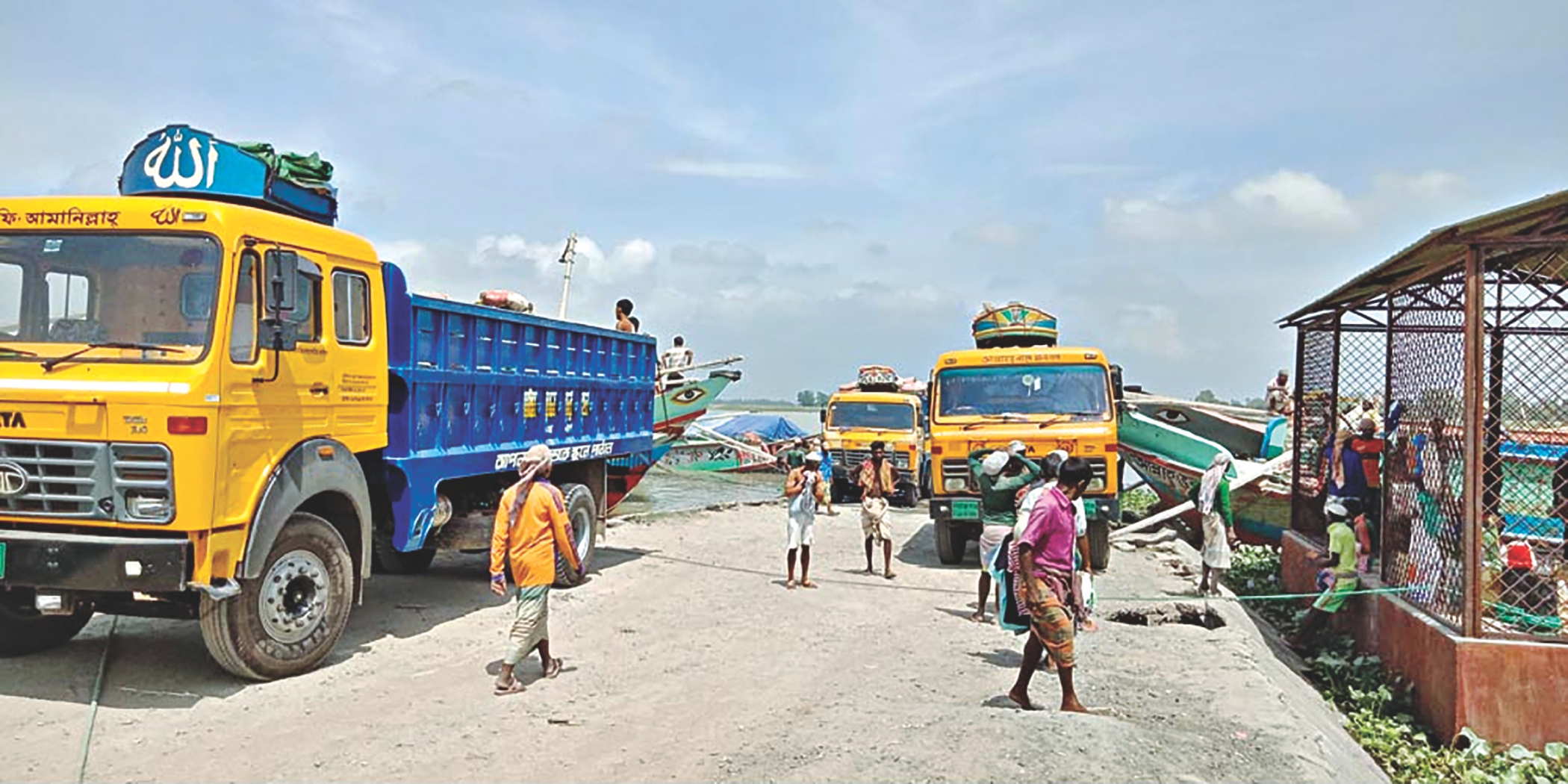 Bera Municipality in Pabna: Mayor running illegal ‘river port’