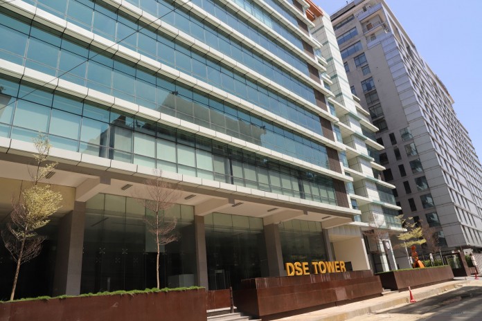 DSE, CSE end in the black although most shares fall