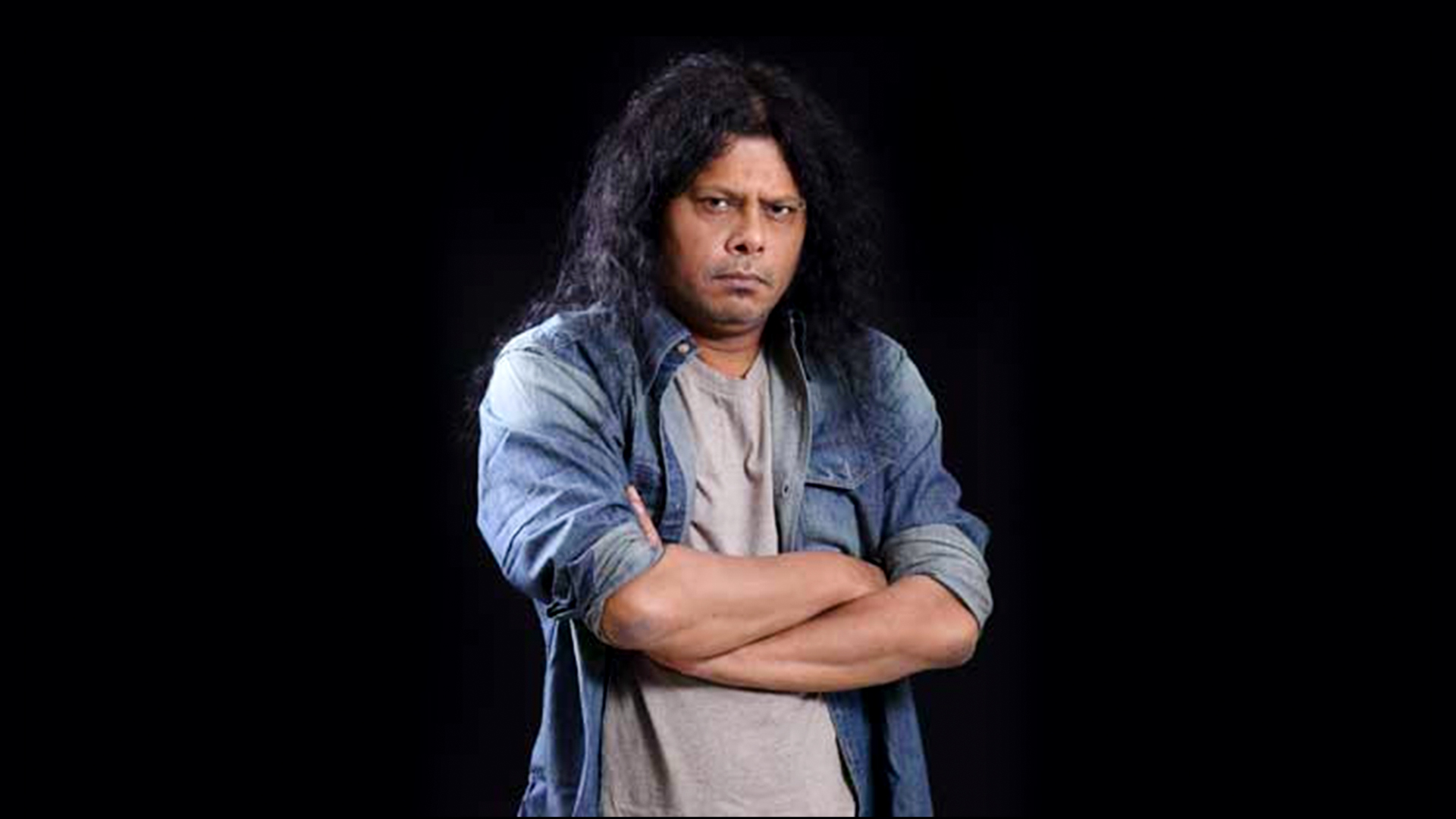 James sues 5 Banglalink officials over violating copyright laws