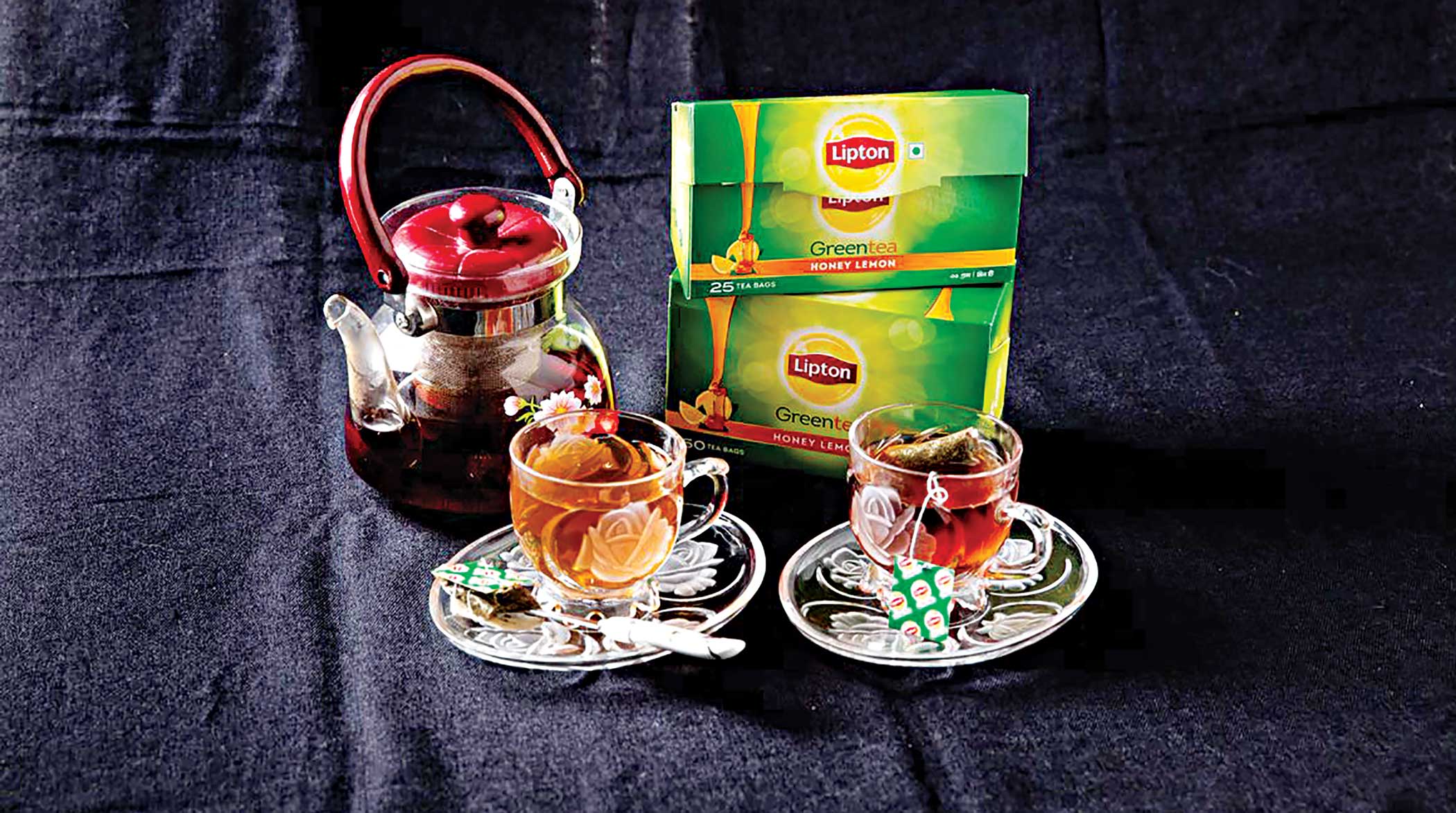 How green tea helps in detox and losing weight