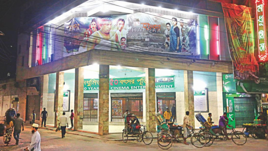 Hall owners want to run Hindi movies