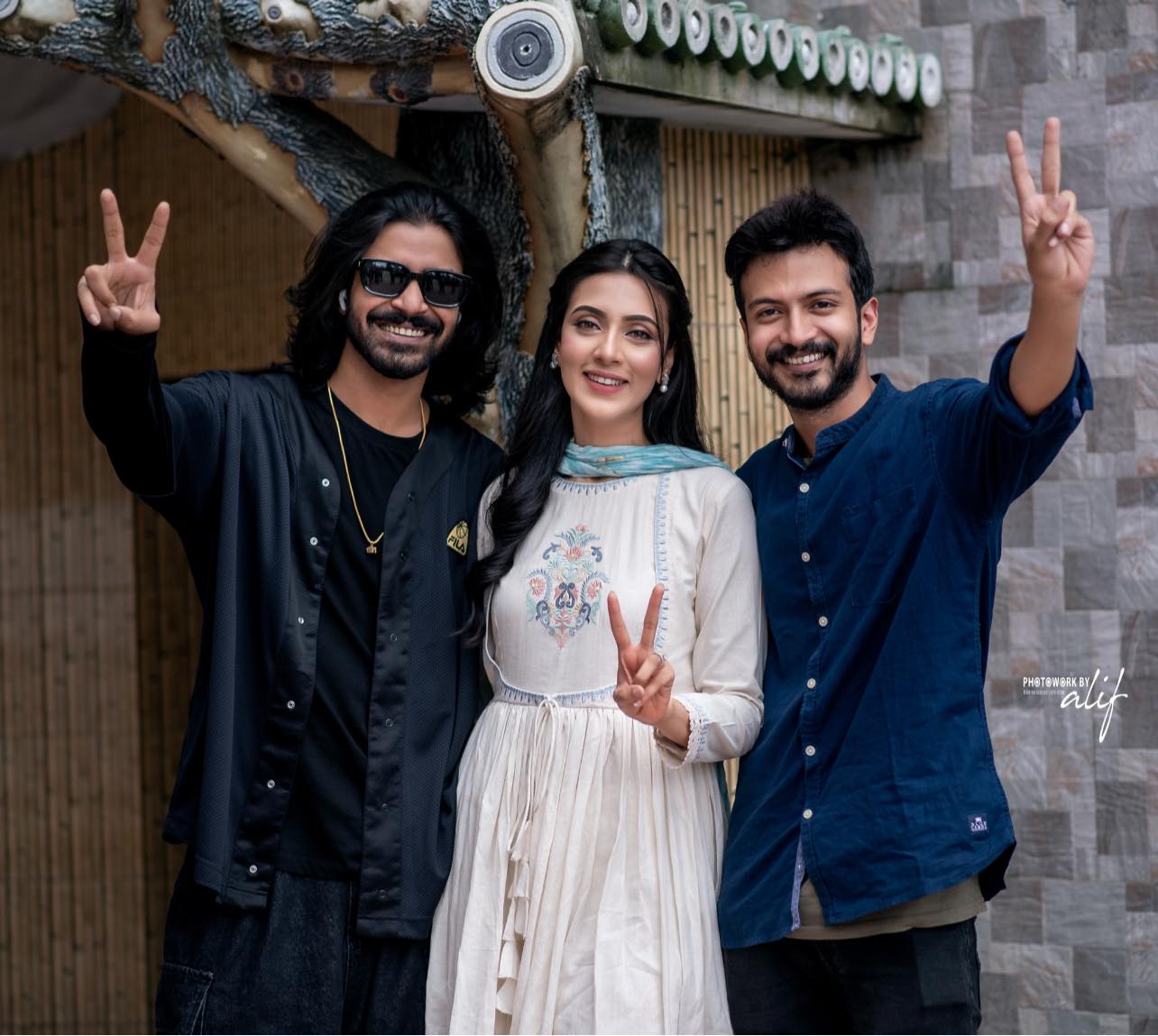 Overwhelmed by the ‘houseful’ response to Poran: Mim 