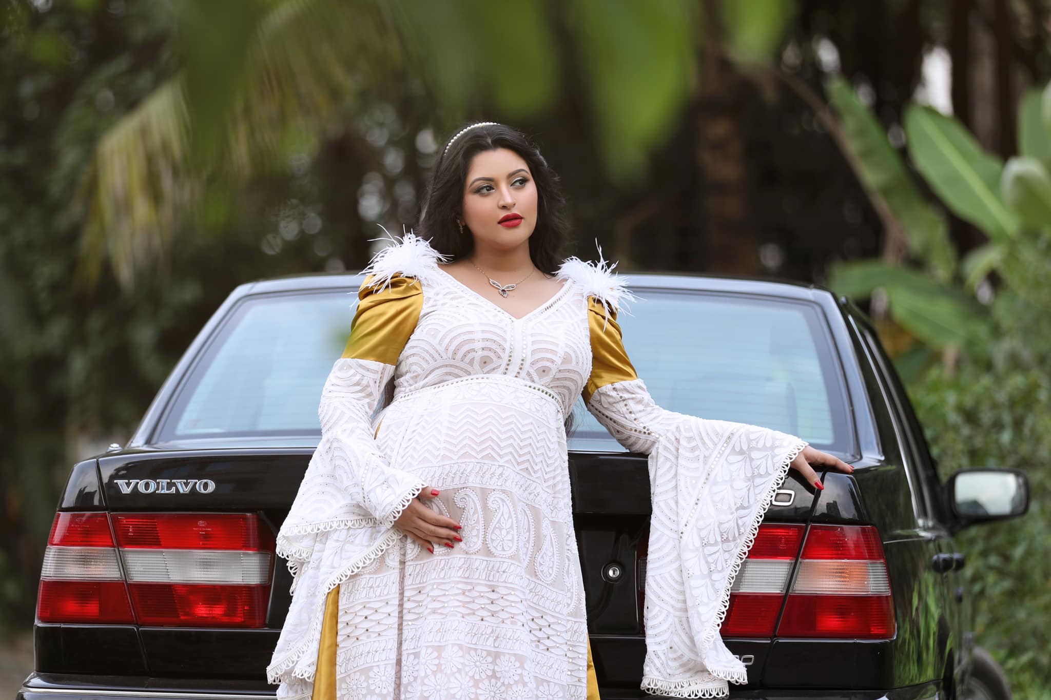 Pori Moni announces baby's due date, asks fans to pray for her