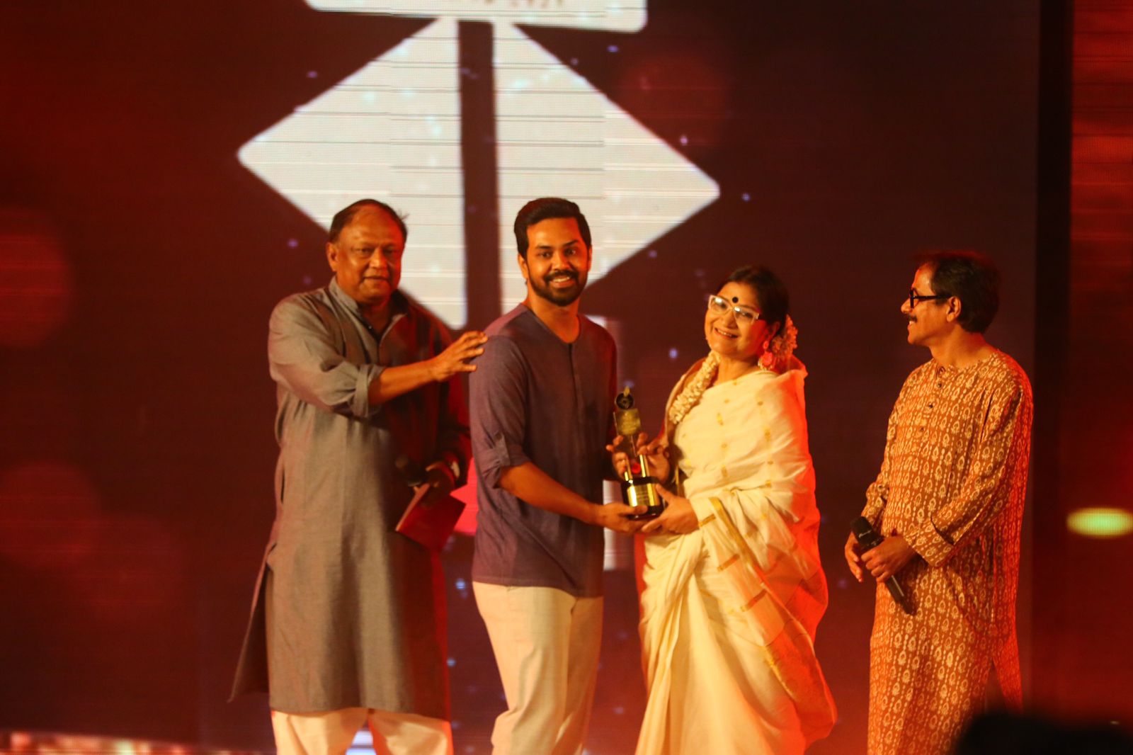 Ashfaque Nipun wins Best Director in film and series