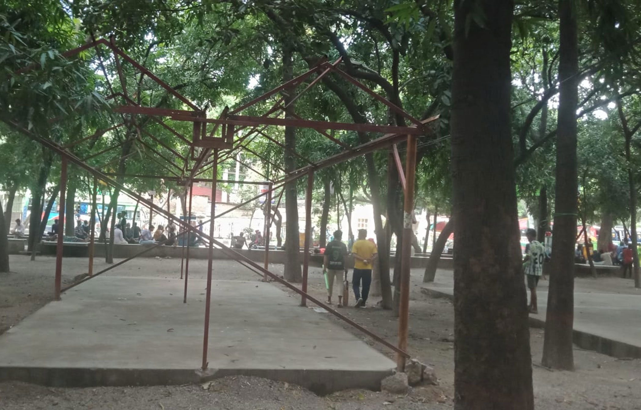 Food court in Bahadur Shah Park!