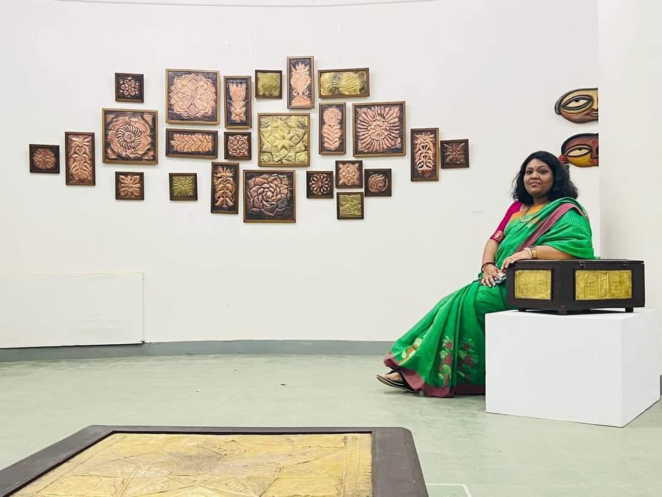 Folk-motif inspired solo exhibition, ‘Karukothon’, underway at Zainul Gallery