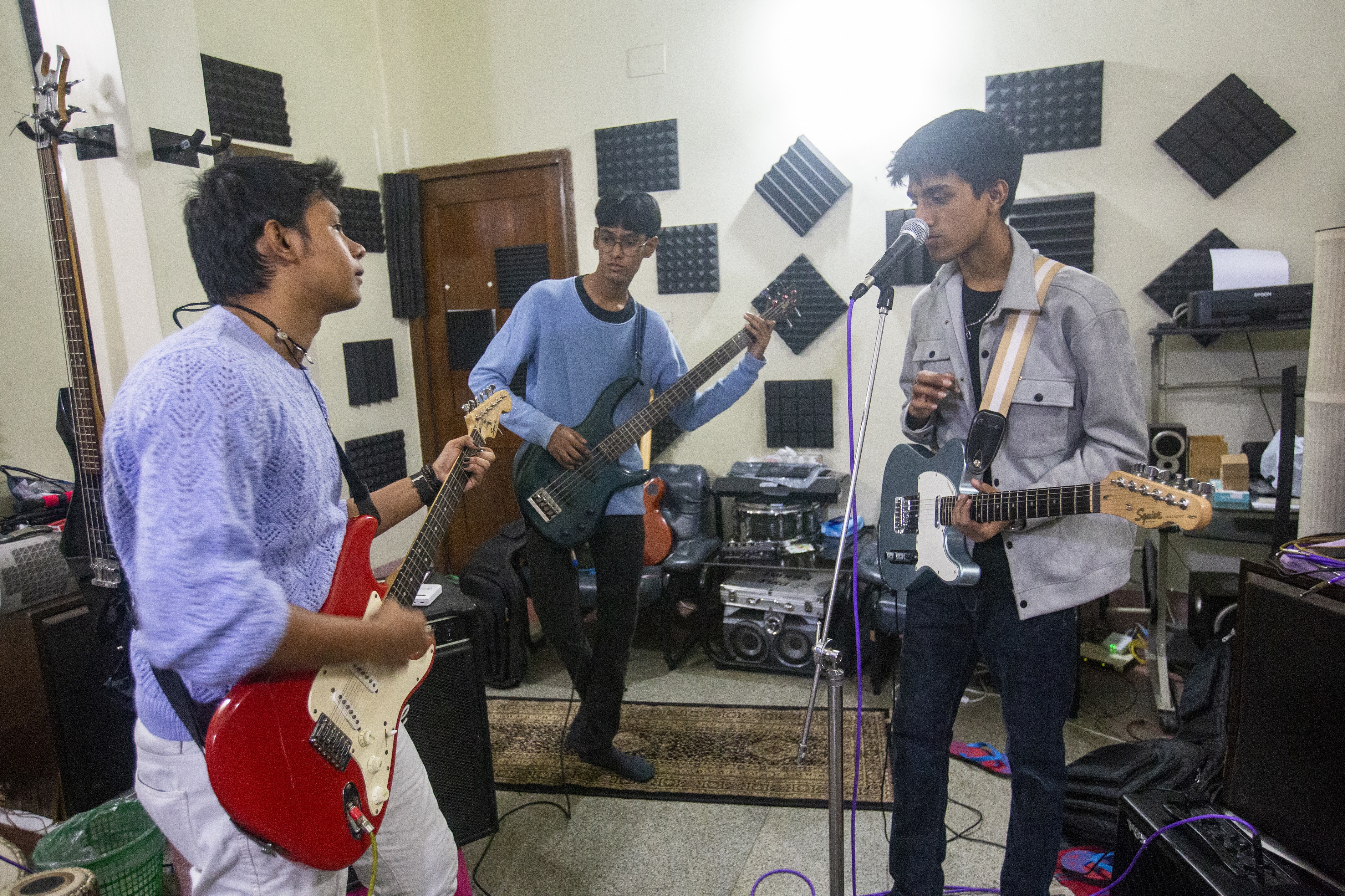 Strike the right chord  