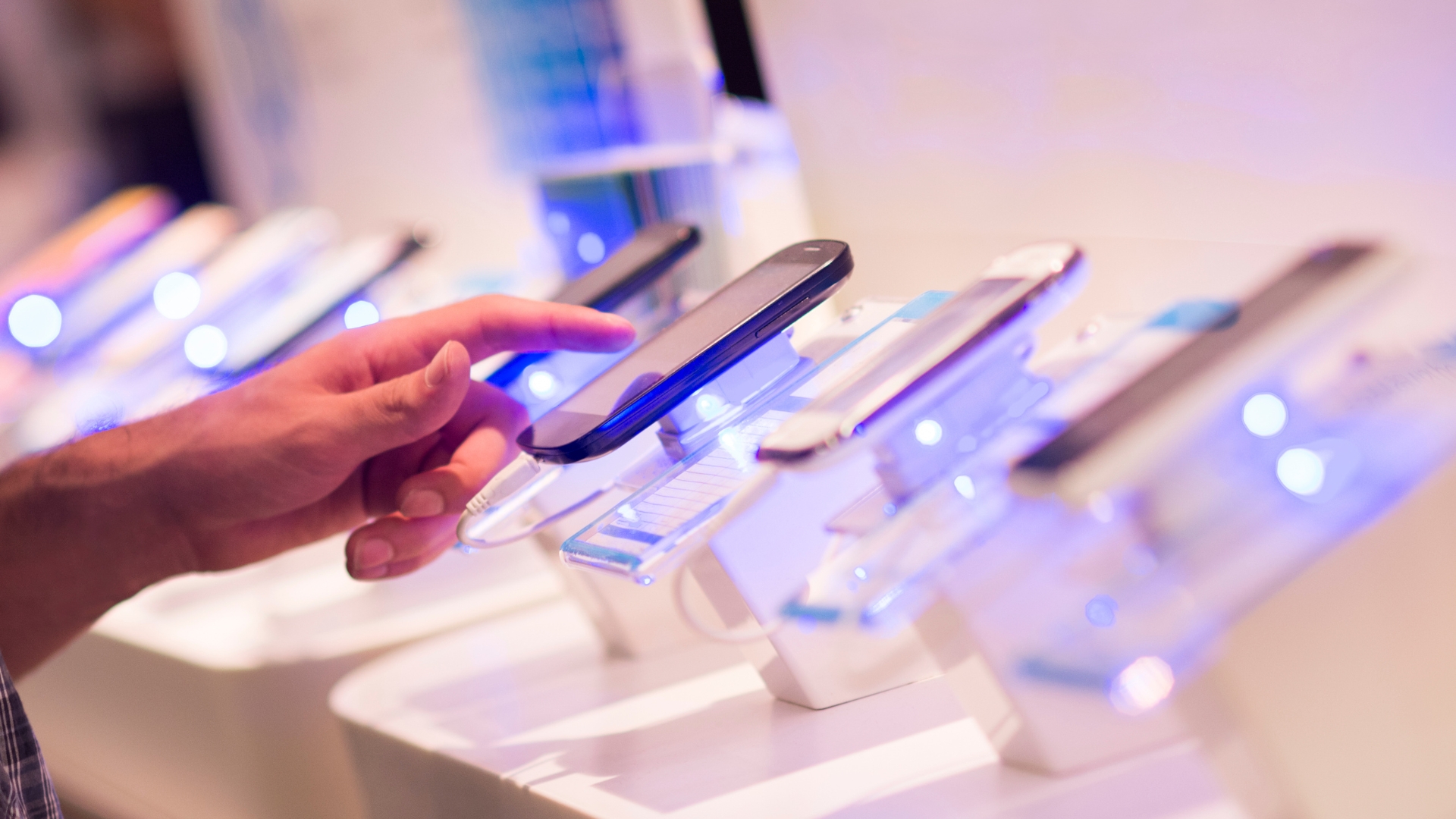 Bijoy in phones Criticism follows BTRC directive