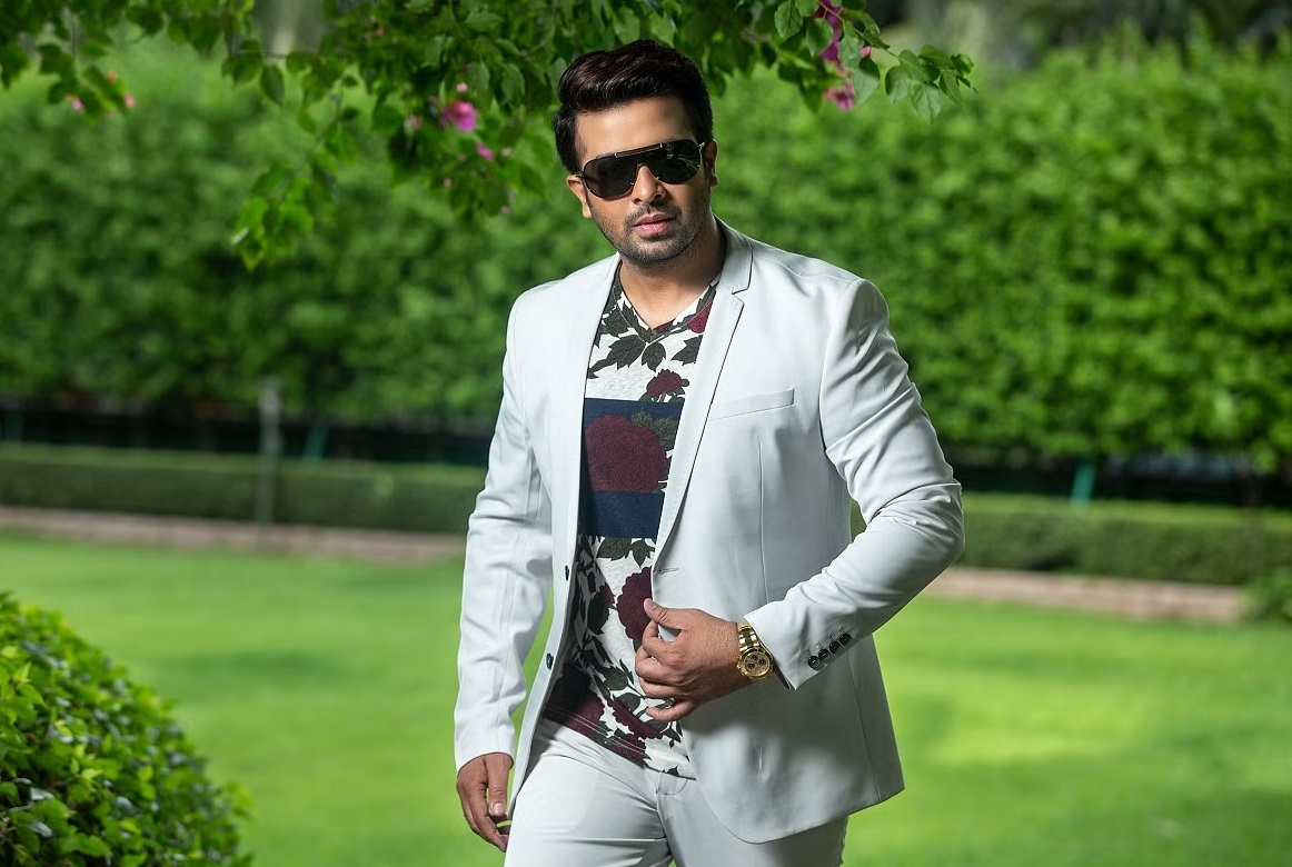 Producer accuses Shakib Khan of sexual abuse, misconduct