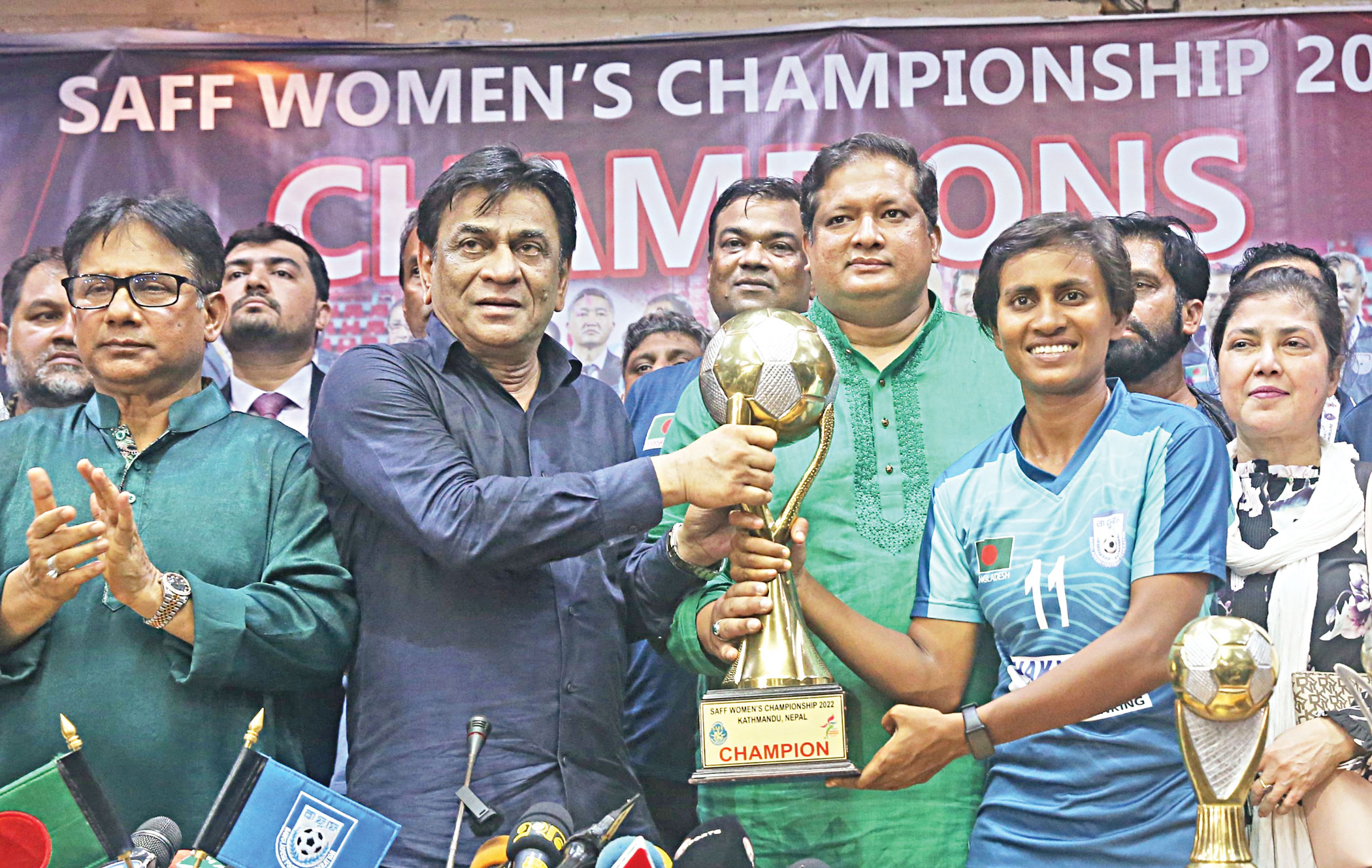 Russel lambasts BFF for depriving SAFF champions