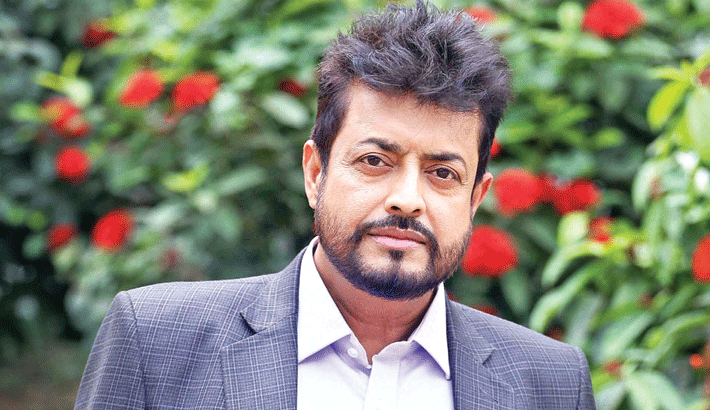 Those who are third class want to go viral: Omar Sani