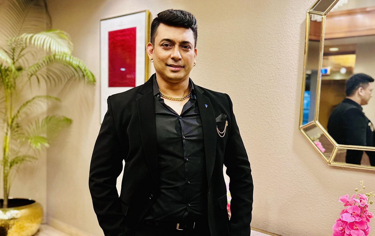 Fans in the USA are dying to see me: Zayed Khan