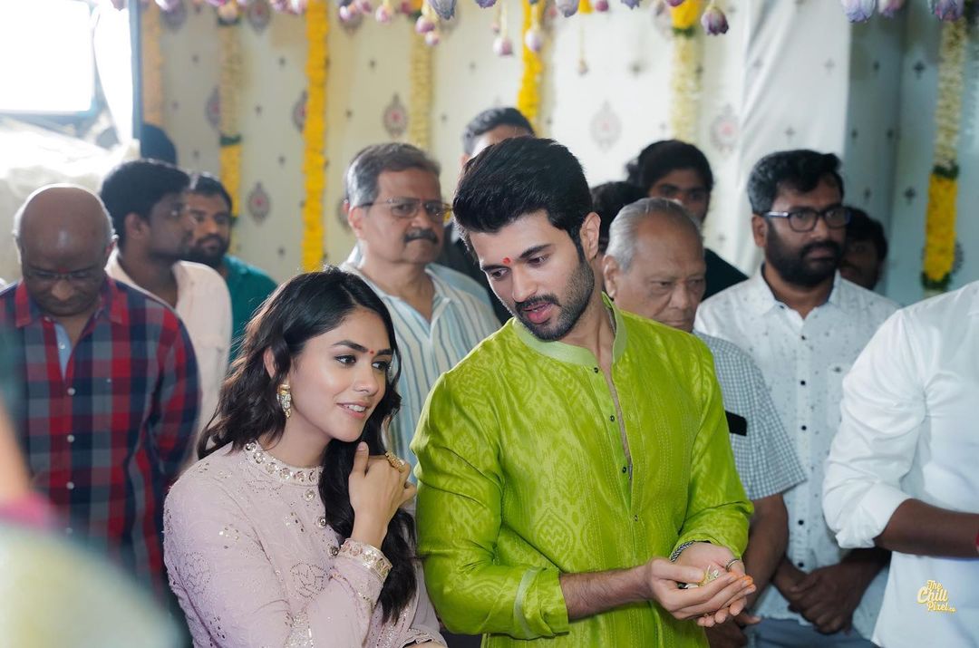 Mrunal Thakur to pair with Vijay Deverakonda in Telugu film 