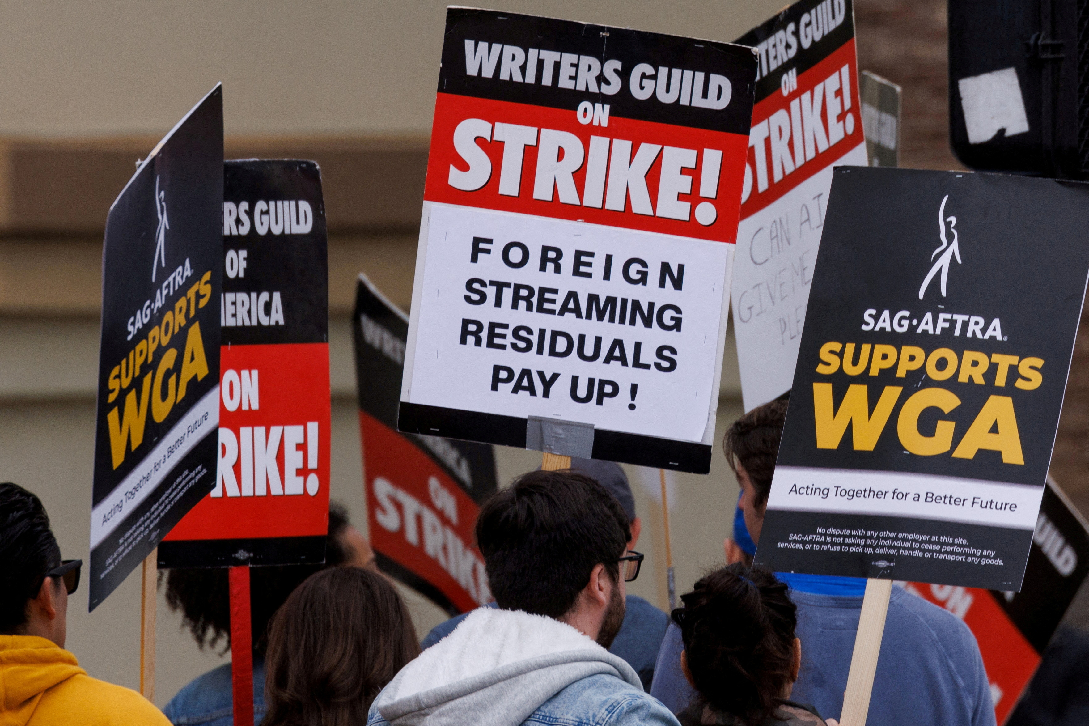 Hollywood writers to resume talks over strike