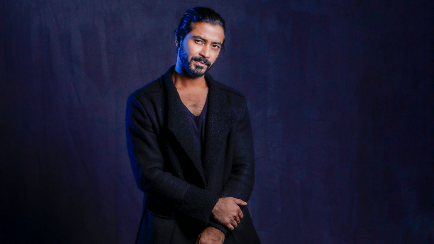 Razz hospitalised with head injury 