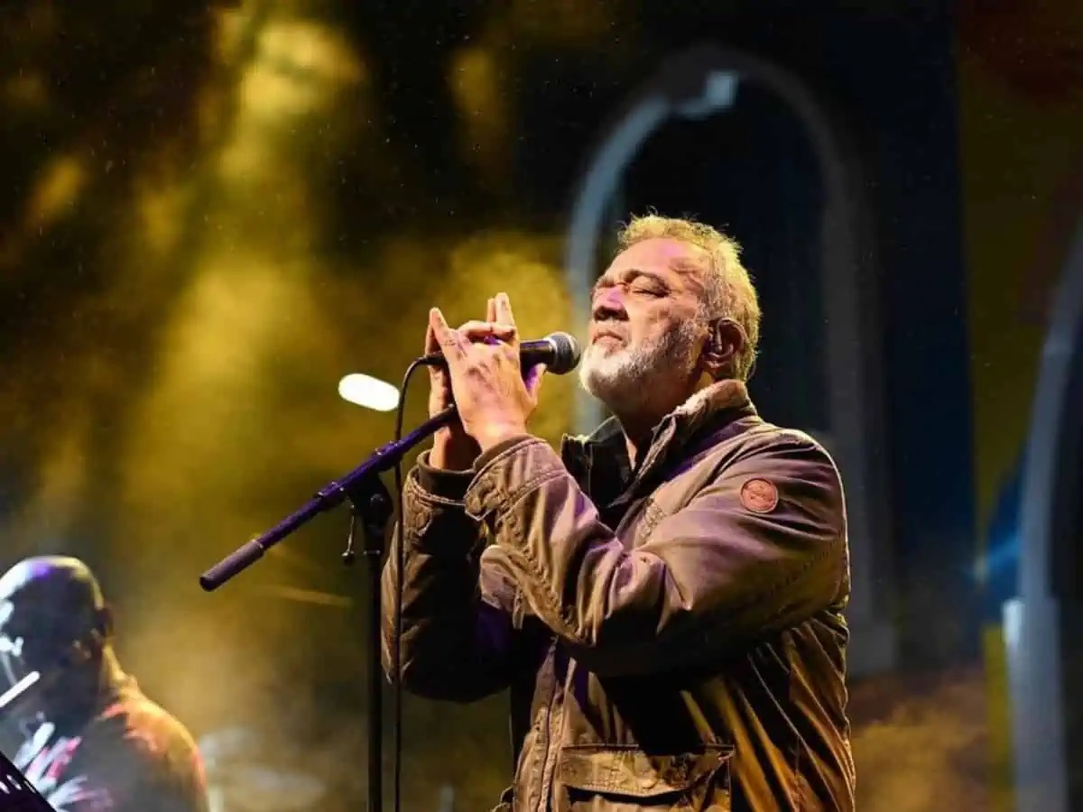 5 Lucky Ali songs to celebrate ahead of his Dhaka show