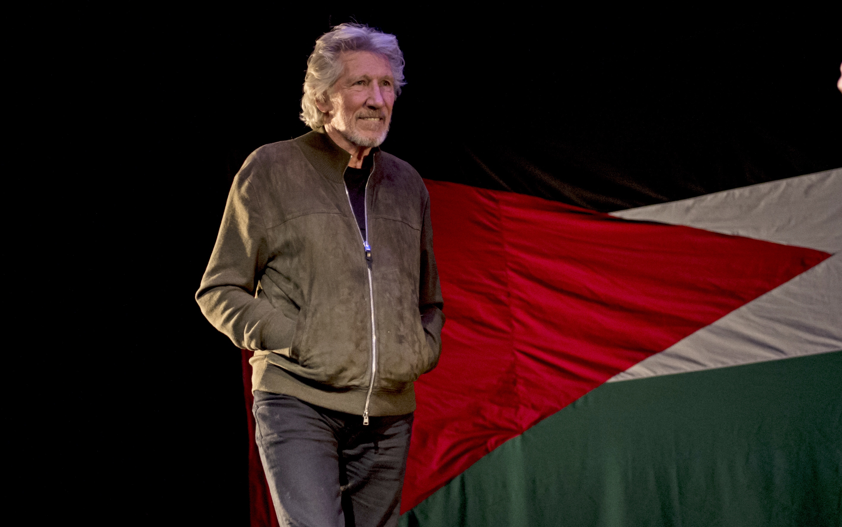 Roger Waters faces hotel rejections amid antisemitism allegations