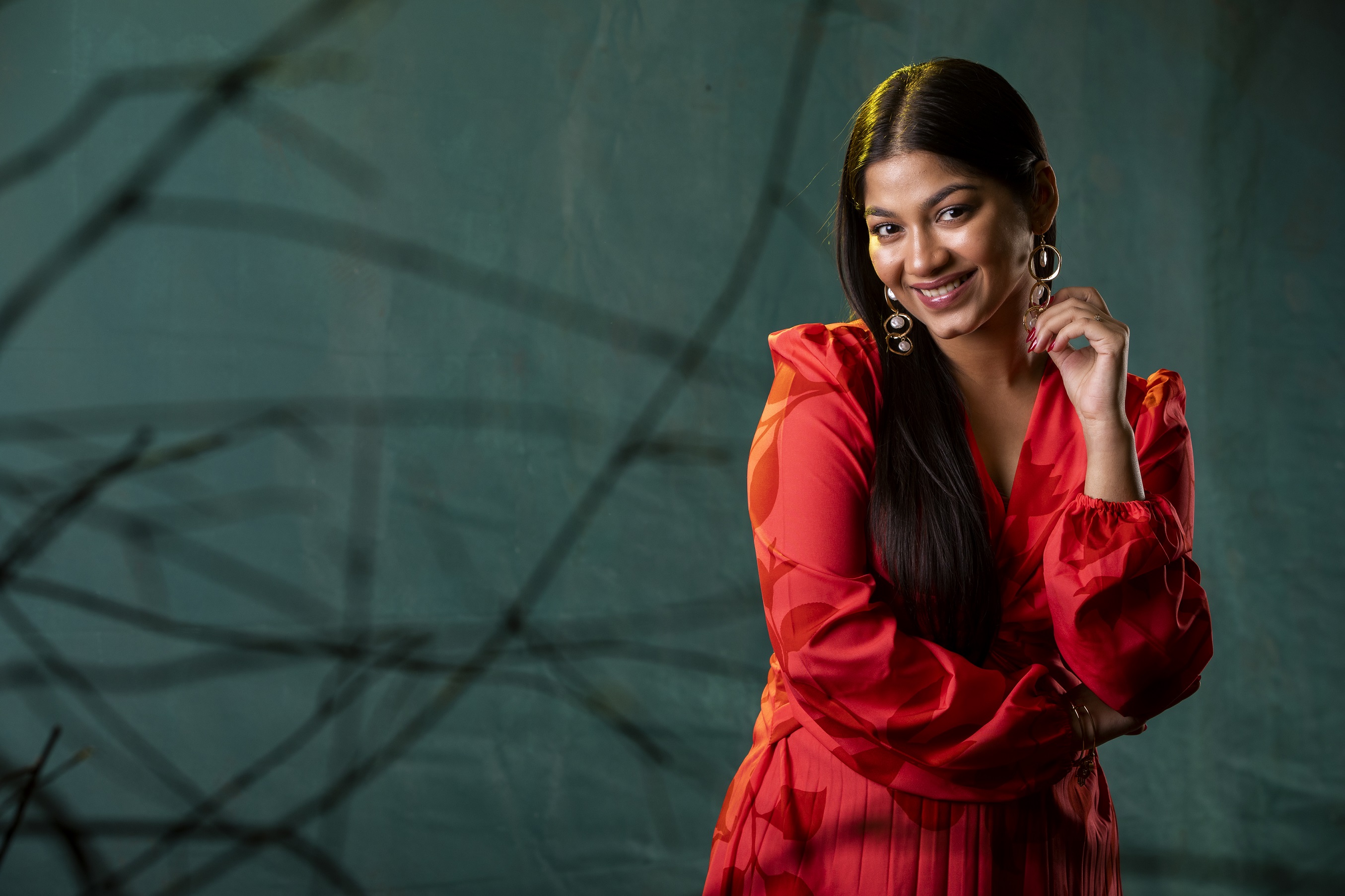 Parsa Evana: Fit for Showbiz