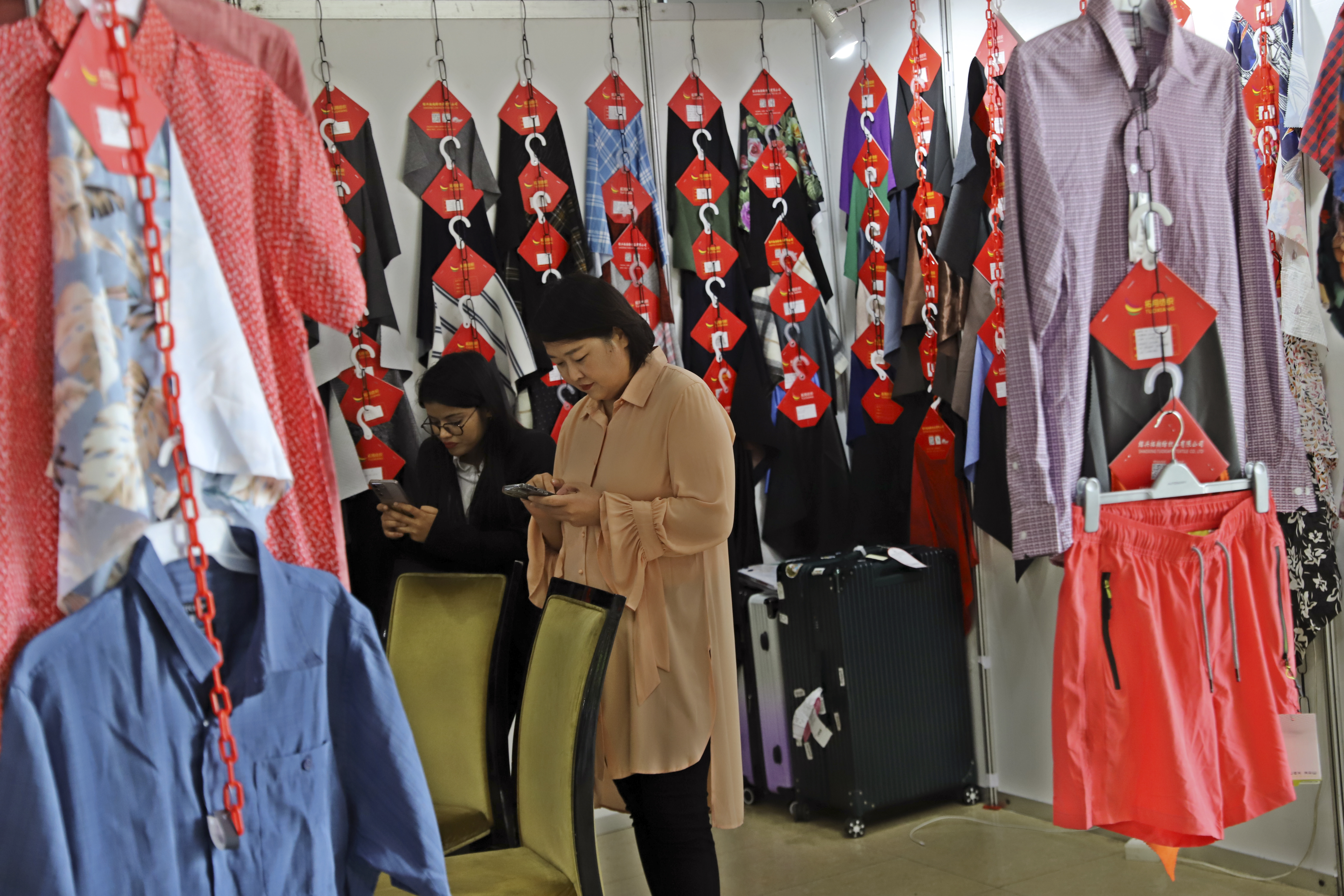 Bangladesh’s growing prowess in RMG makes Chinese investors upbeat  