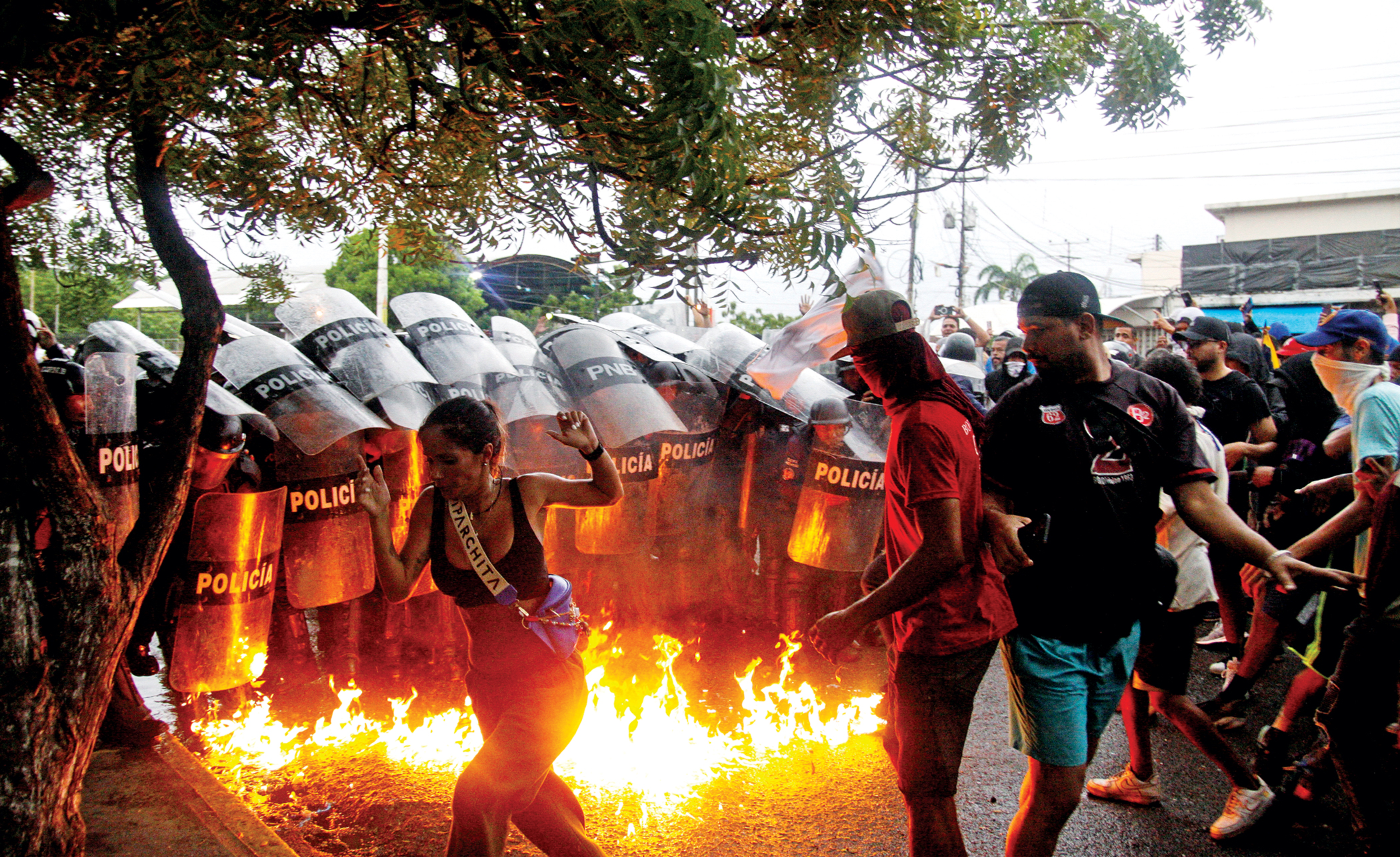 Anti-Maduro protests spread