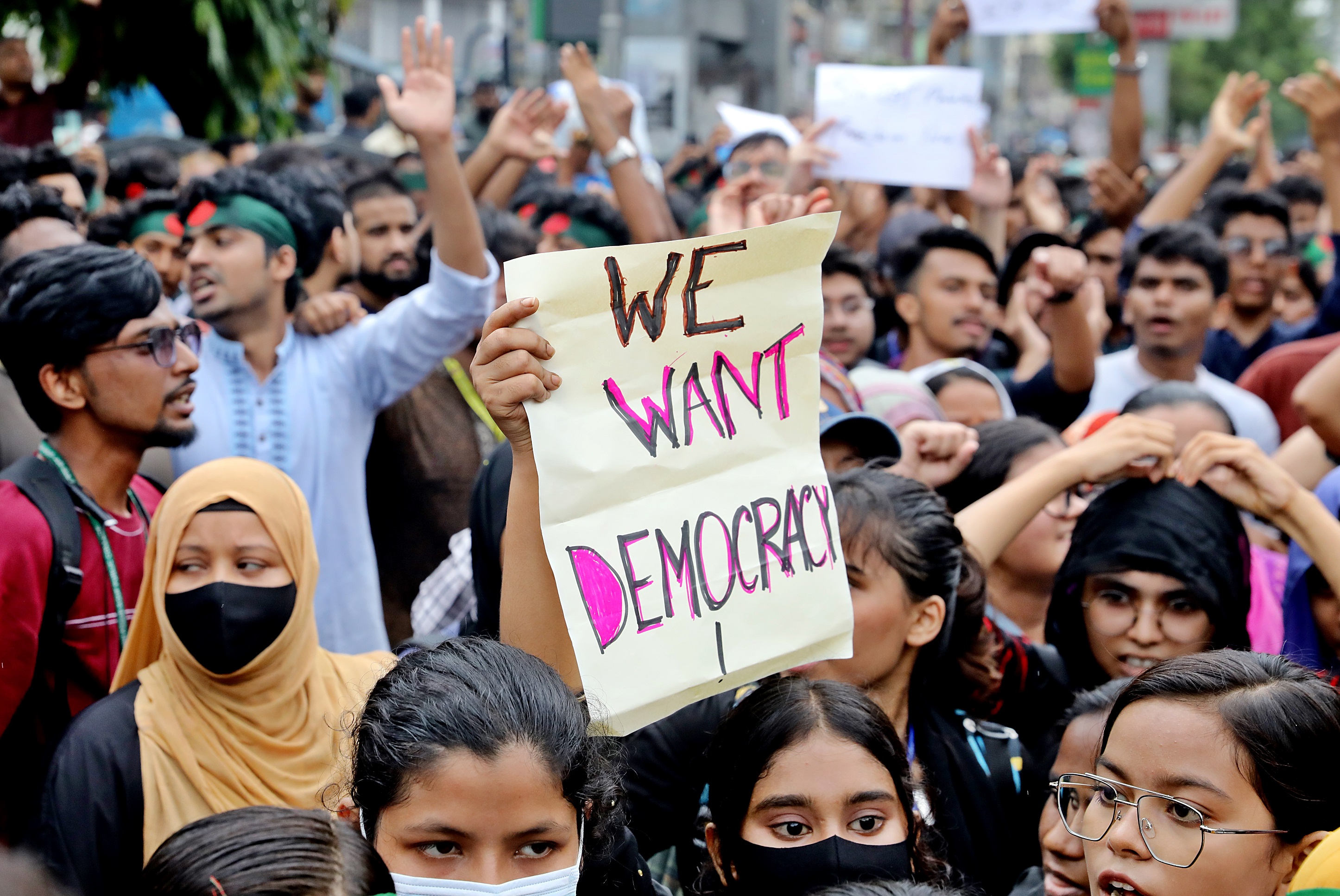 Can the government govern itself?