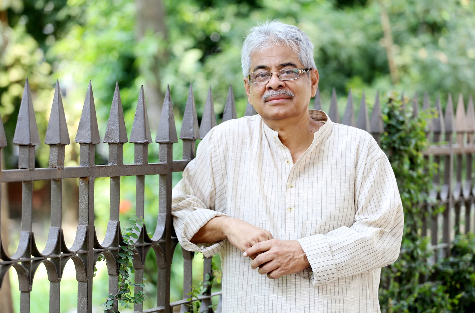 Gazi Mazharul Anwar’s new songbook launched at Ekushey Book Fair