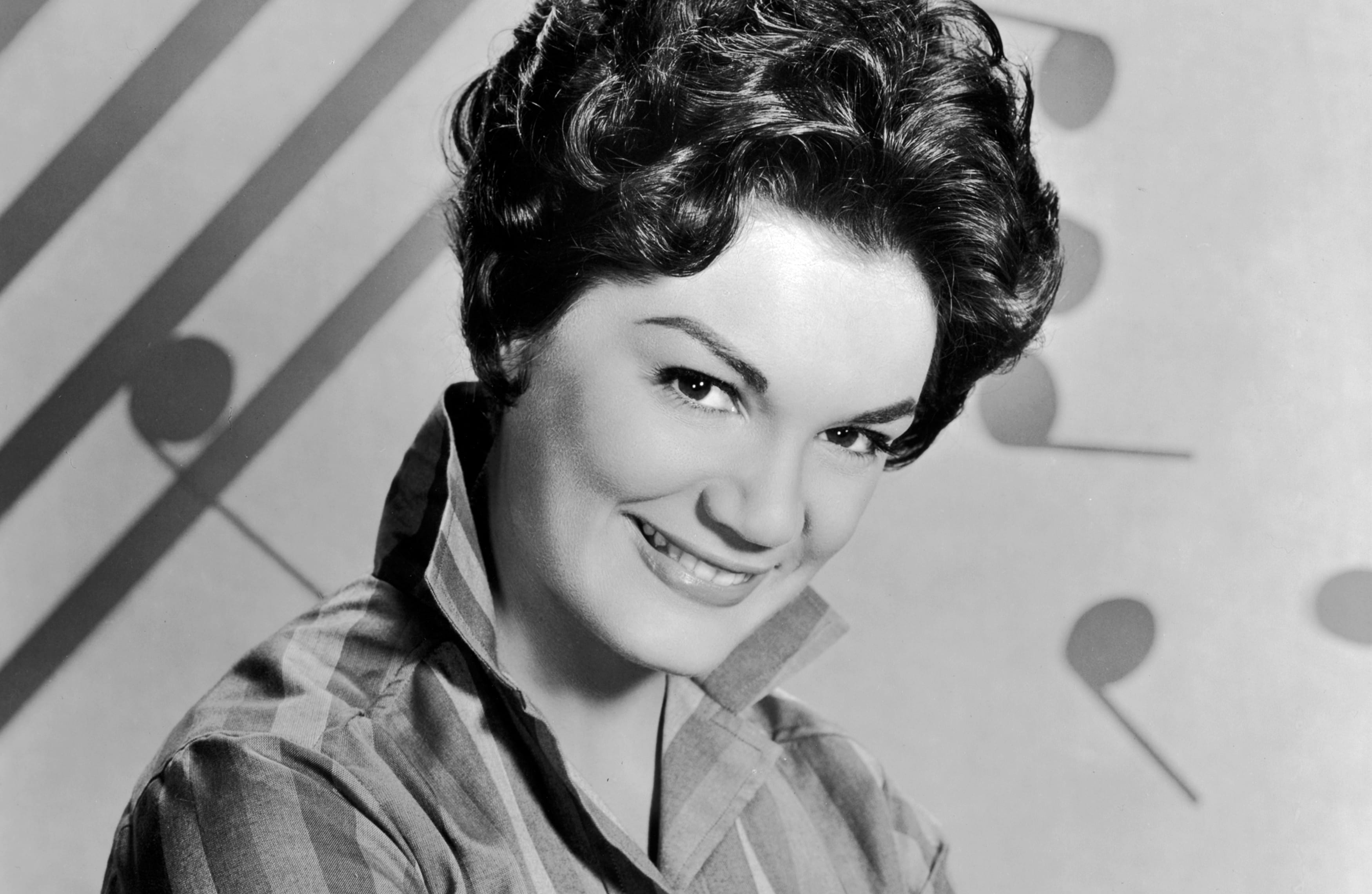 ‘Pretty Little Baby’ singer Connie Francis in ICU 