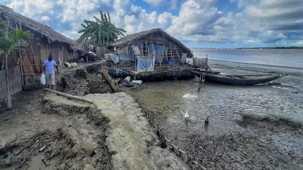 Bangladesh faces a legal void on climate-induced migration