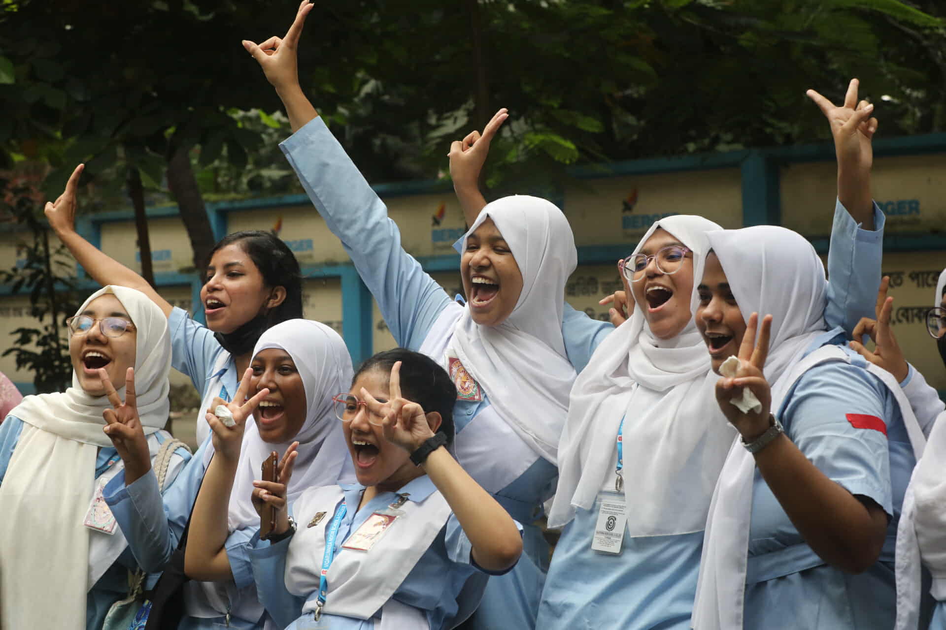 Girls continue to outperform boys in HSC, equivalent exams