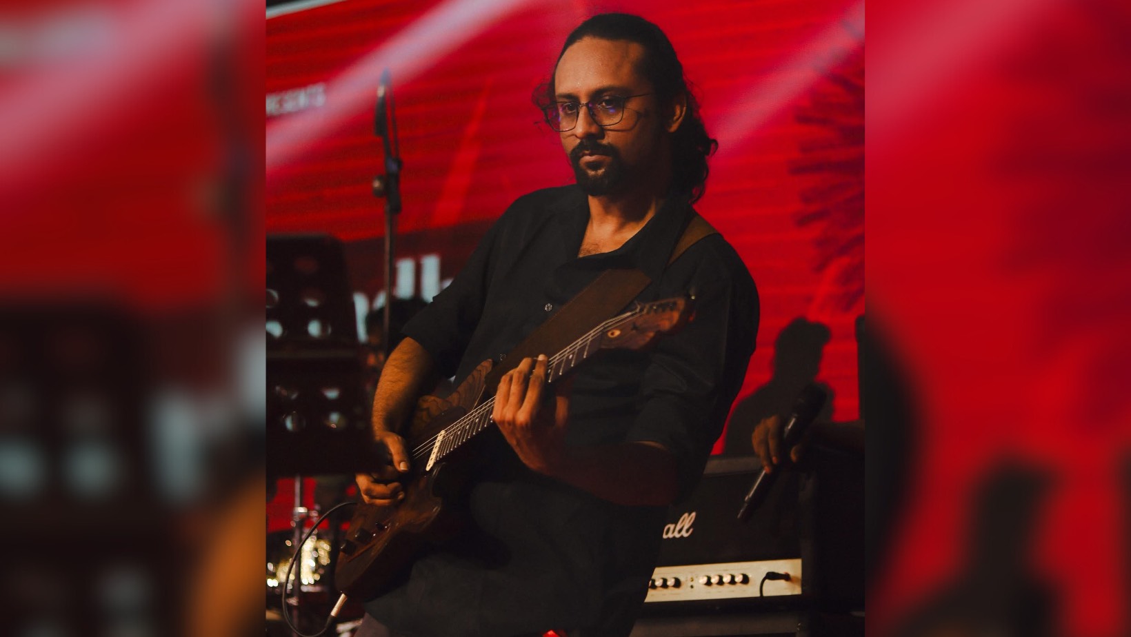Alan Entwistle Pickups endorses Navid Imtiaz Chowdhury