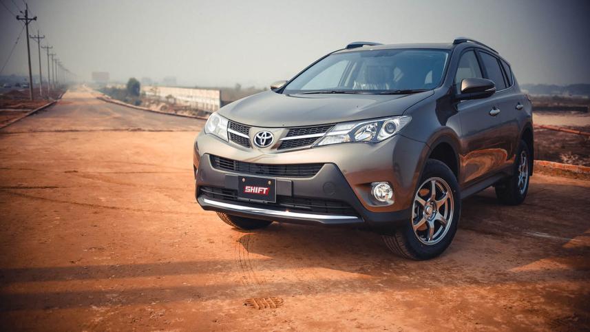 2016 Toyota RAV4 - Rahin Sadman Islam - Shift.JPG