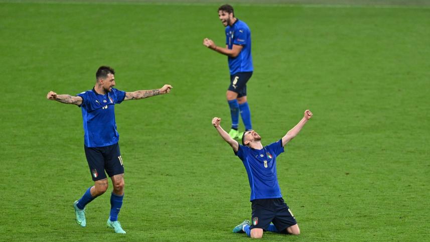 2021-06-26T215756Z_233296126_UP1EH6Q1O9DCW_RTRMADP_3_SOCCER-EURO-ITA-AUT-REPORT (1).jpg