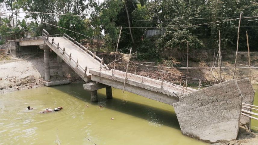 bridge-tangail-gopalpur-broken.jpg