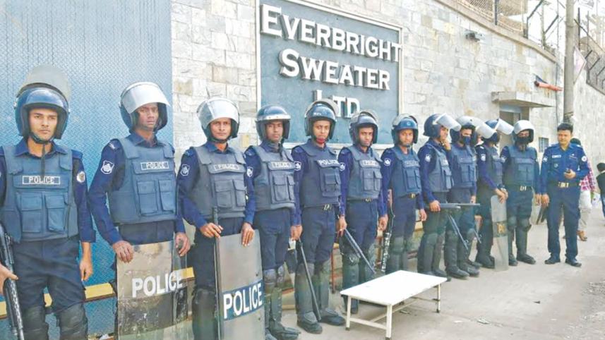 60 apparel units shut.jpg