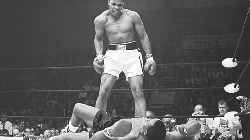 ali boxing.jpg
