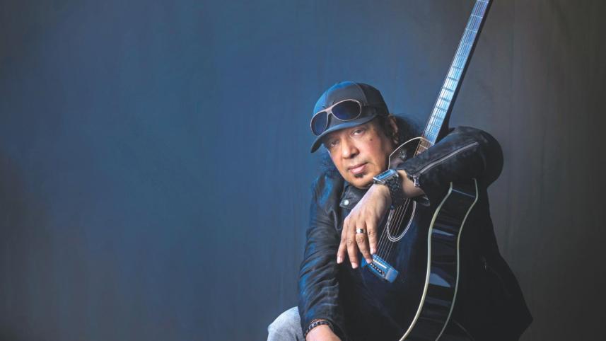 Renowned Singer Ayub Bachchu Death 