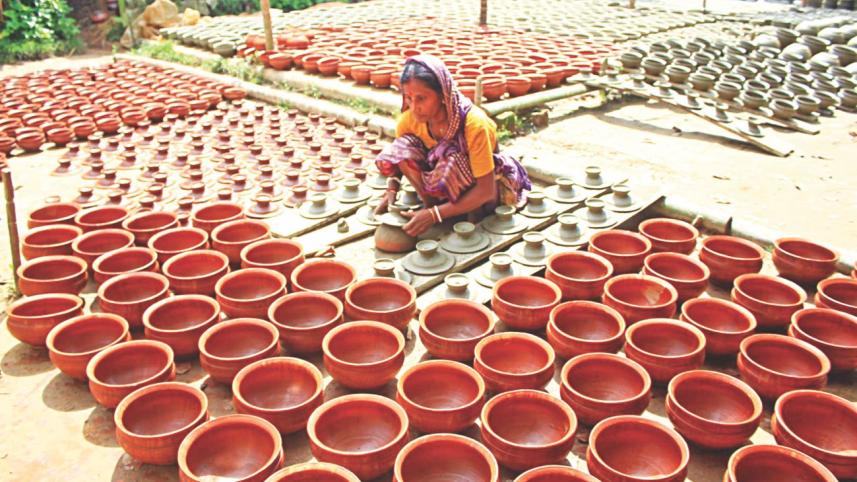 Barisal women double duty.jpg