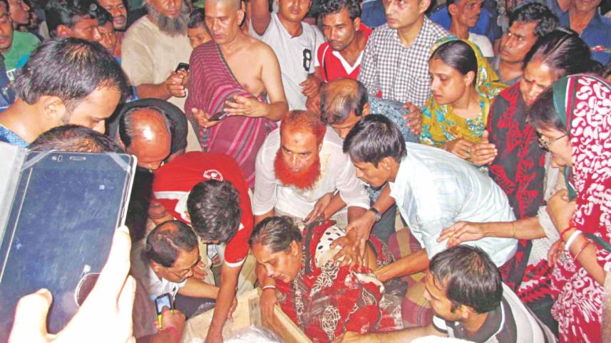 blogger Niloy's mother.jpg