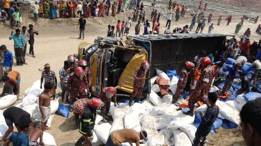 Bogura road accident