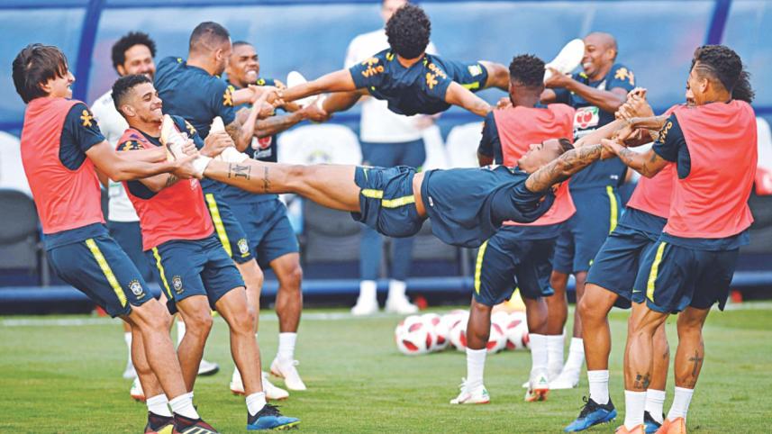 Brazil players World Cup celebrate