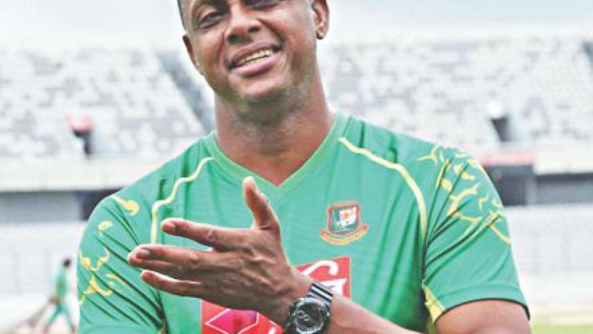 COURTNEY WALSH.jpg