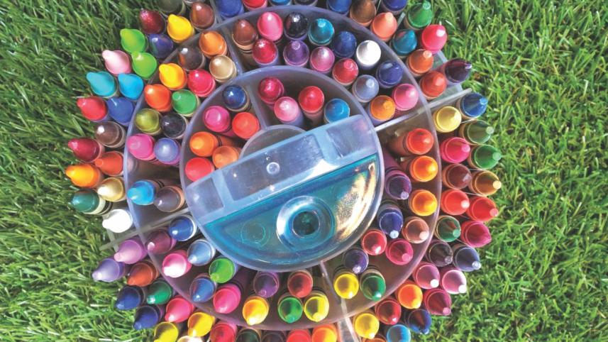 CRAYONS