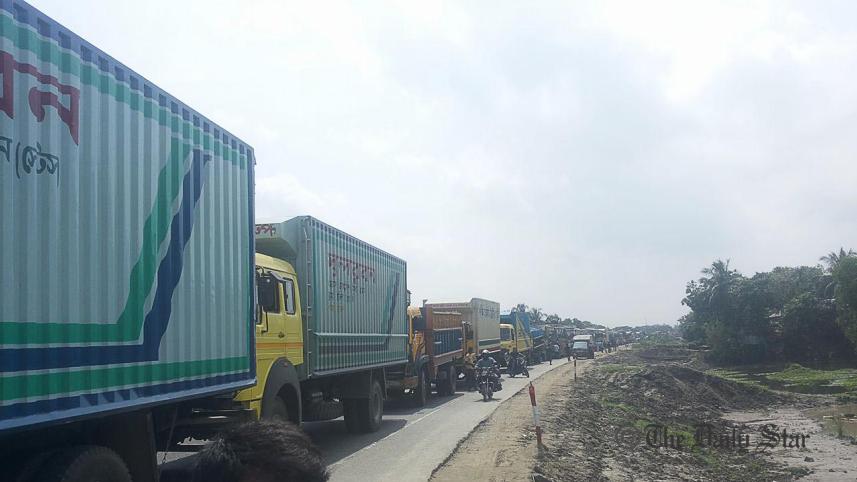 Dhaka-Tangail Highway Picture.jpg