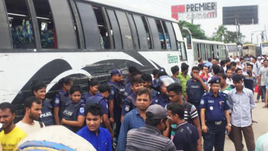 Dhaka-Chittagong highway blockade