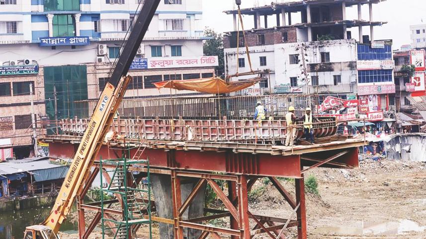 elevated expressway.jpg